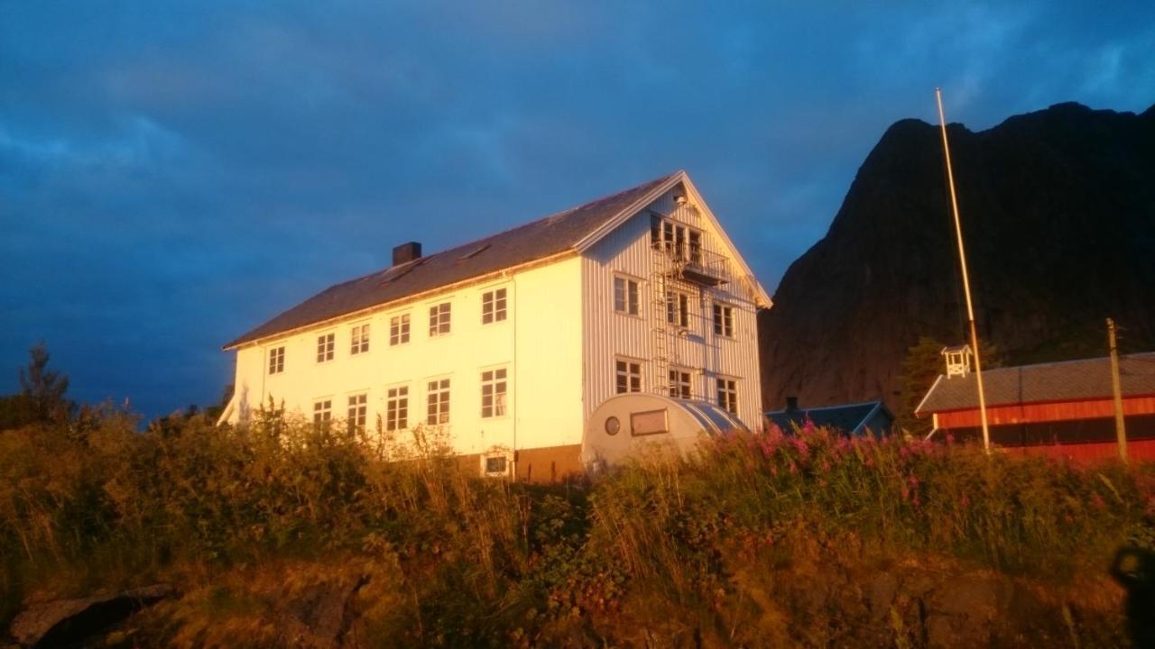 Catogarden - Boutique Home & Activity Centre Reine Exterior foto